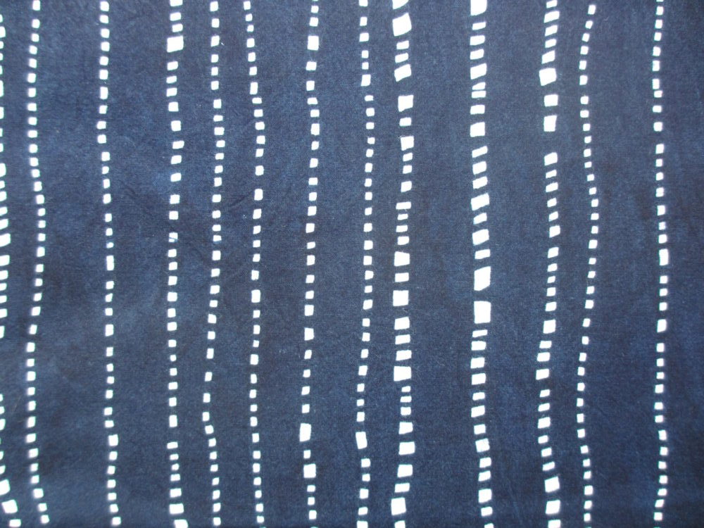 Wonky Lines pattern. Lan Yin Hua Bu Indigo. geometric modern pattern cotton indigo artisanal hand dyed blue and white fabric textile home interior decoration sustainable ethical living